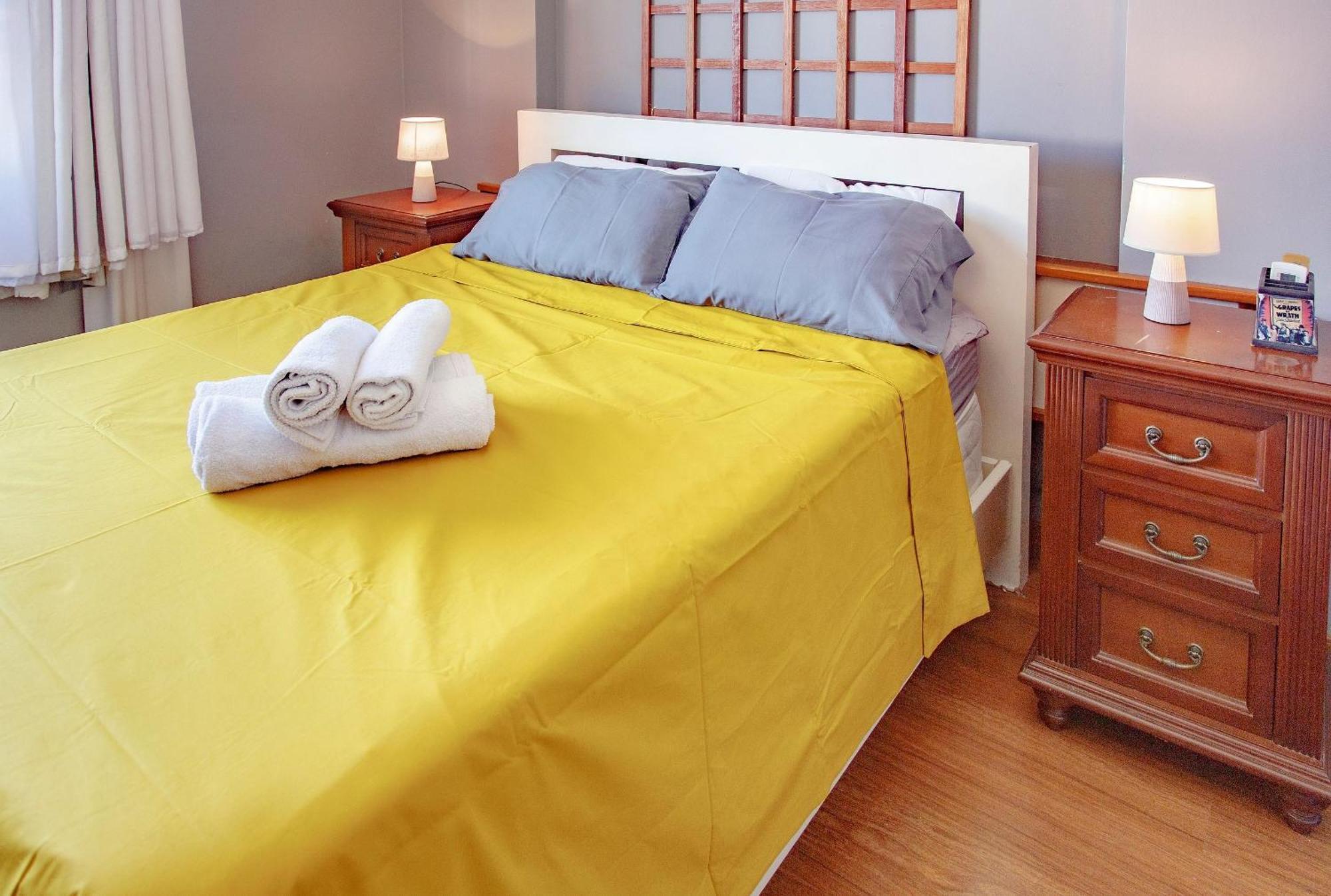 Сasa de vacaciones Jumpinbed - Leblon Flat Service - Sala E Quarto Com Varanda E Vista Do Mar.